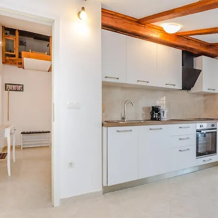Apartment Bodulica